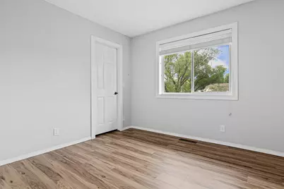 8417 Ashford Road, Woodbury, MN 55125 - Photo 12