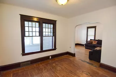 313 E Prairie Avenue, Warren, MN 56762 - Photo 8