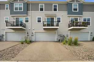 6924 Huckleberry Dr, Excelsior, MN 55331 - Photo 22