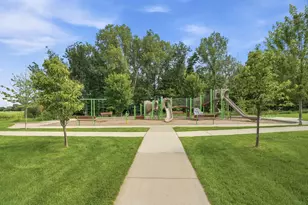 6924 Huckleberry Dr, Excelsior, MN 55331 - Photo 30