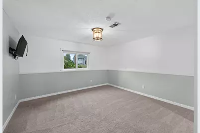 8715 N Brook Avenue N, Brooklyn Park, MN 55428 - Photo 26