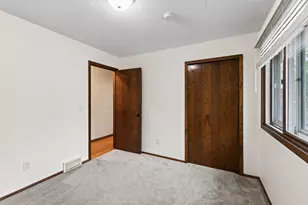 8715 N Brook Ave N, Brooklyn Park, MN 55428 - Photo 22
