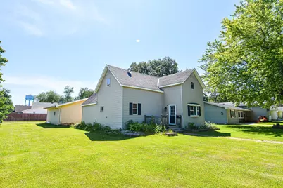 606 Kendall Avenue S, Thief River Falls, MN 56701 - Photo 2