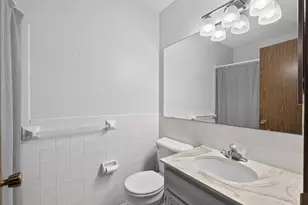 1272 Trailwood S, Hopkins, MN 55343 - Photo 10