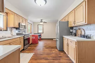 317 Emherst St, Winona, MN 55987 - Photo 12