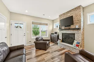 5692 Cornucopia Ave NW, Rochester, MN 55901 - Photo 6