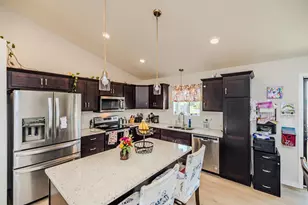 856 Golfview Ave, Zumbrota, MN 55992 - Photo 18