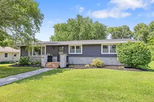 534 S 3rd St, La Crescent, MN 55947 - Photo 2