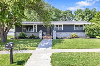 534 S 3rd Street, La Crescent, MN 55947 - Photo 1