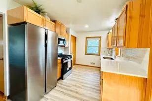 465 Ruth St N, Saint Paul, MN 55119 - Photo 8