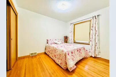 465 Ruth Street N, Saint Paul, MN 55119 - Photo 18