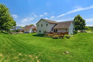 2537 Southcrest Ave E, Maplewood, MN 55119 - Photo 6