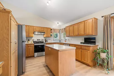 2537 Southcrest Avenue E, Maplewood, MN 55119 - Photo 16