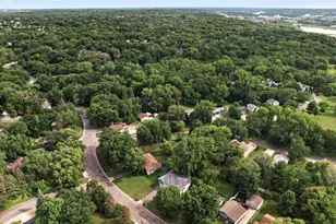 633 Burlington Rd, Saint Paul, MN 55119 - Photo 60