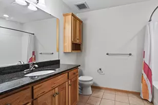 633 Burlington Rd, Saint Paul, MN 55119 - Photo 36