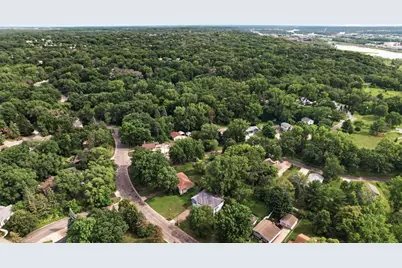 633 Burlington Road, Saint Paul, MN 55119 - Photo 68