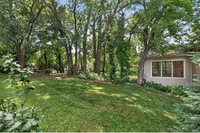 633 Burlington Road, Saint Paul, MN 55119 - Photo 48