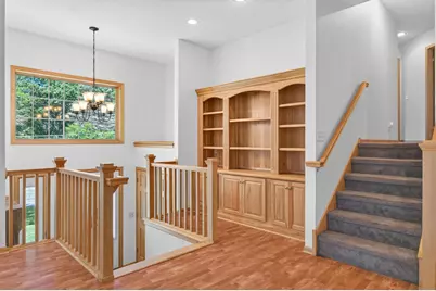 633 Burlington Road, Saint Paul, MN 55119 - Photo 6