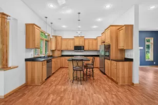 633 Burlington Rd, Saint Paul, MN 55119 - Photo 14