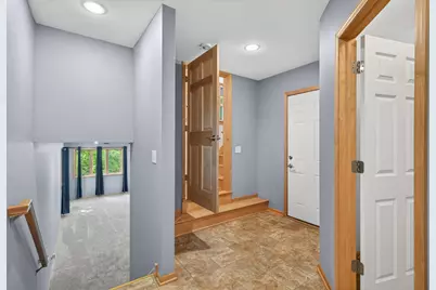 633 Burlington Road, Saint Paul, MN 55119 - Photo 34