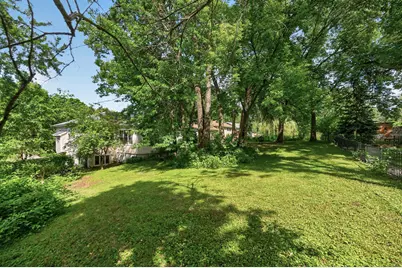633 Burlington Road, Saint Paul, MN 55119 - Photo 44