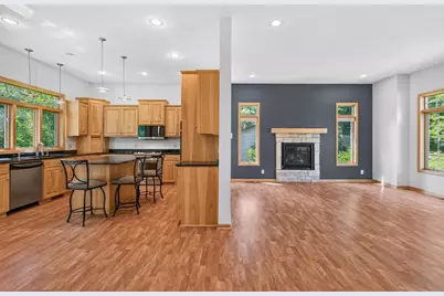 633 Burlington Road, Saint Paul, MN 55119 - Photo 22