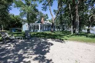 22558 Senns Beach Dr, Detroit Lakes, MN 56501 - Photo 6