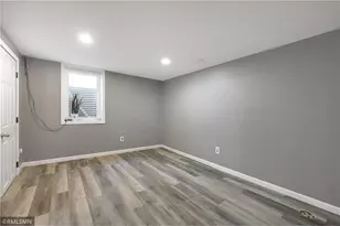 1066 Beatrice St, Eagan, MN 55121 - Photo 20