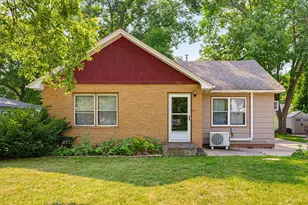 712 Lynn Rd SW, Hutchinson, MN 55350 - Photo 1