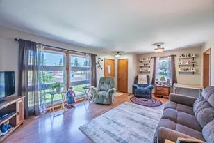 2714 Diane Ln, Hibbing, MN 55746 - Photo 8