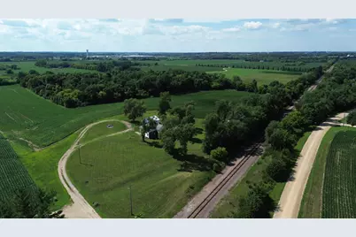 16412 Ames Way, Faribault, MN 55021 - Photo 2