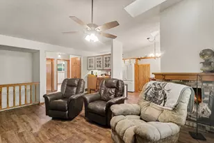 5626 N Innsbruck Ct, Fridley, MN 55432 - Photo 6