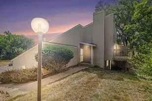5626 N Innsbruck Ct, Fridley, MN 55432 - Photo 2