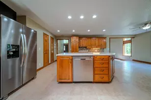 8750 E Beatrice Dr, Clear Lake, MN 55319 - Photo 44