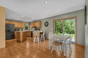 37785 Sunnyfield Cir, Avon, MN 56310 - Photo 10