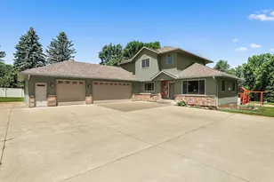 37785 Sunnyfield Cir, Avon, MN 56310 - Photo 1