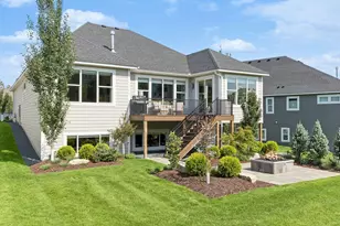 9716 Liberty Ct, Eden Prairie, MN 55347 - Photo 2