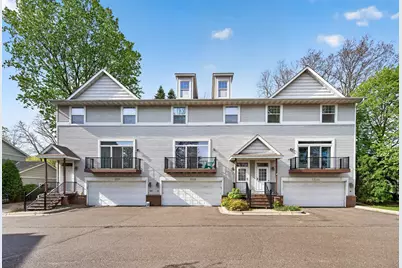 2735 Century Court, White Bear Lake, MN 55110 - Photo 4