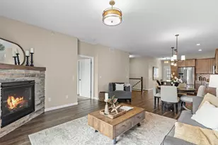 4131 Blakewood Dr, Shakopee, MN 55379 - Photo 12