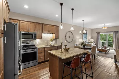 4131 Blakewood Drive, Shakopee, MN 55379 - Photo 8