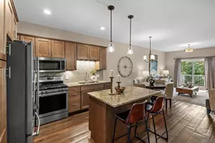 4131 Blakewood Dr, Shakopee, MN 55379 - Photo 8