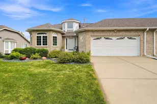 2820 Linden Dr, New Brighton, MN 55112 - Photo 1