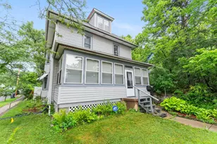 1053 Jessie St, Saint Paul, MN 55130 - Photo 2