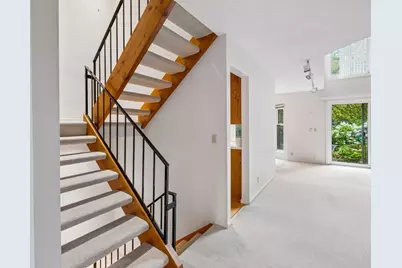 1926 Dupont Avenue S, Minneapolis, MN 55403 - Photo 10
