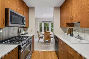 1926 Dupont Ave S, Minneapolis, MN 55403 - Photo 6