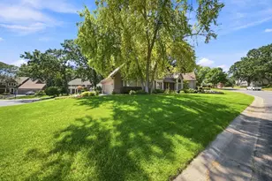 1444 Kings Wood Ln, Eagan, MN 55122 - Photo 46