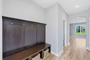 8896 Upper 9th Pl N, Lake Elmo, MN 55042 - Photo 4