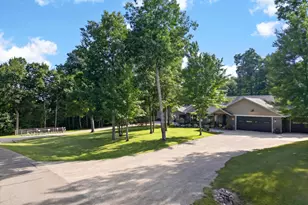 10139 Rardin Rd SW, Nisswa, MN 56468 - Photo 2
