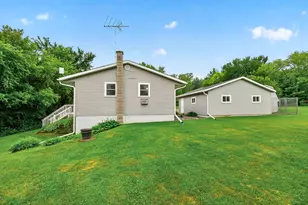 843 Yellowstone Trail, Hudson, WI 54016 - Photo 28