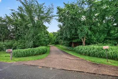 843 Yellowstone Trail, Hudson, WI 54016 - Photo 2